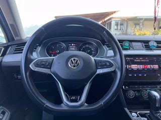 VOLKSWAGEN Passat 1.6 TDI SCR DSG Business BMT