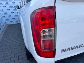 NISSAN Navara 2.3 dCi 4WD King Cab Acenta