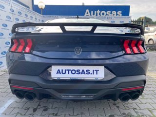 FORD Mustang Fastback 5.0 V8 aut. Dark Horse