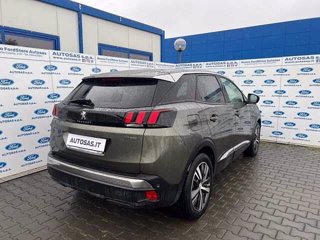 PEUGEOT 3008 Hybrid 225 e-EAT8 Allure Pack