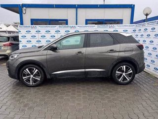 PEUGEOT 3008 Hybrid 225 e-EAT8 Allure Pack